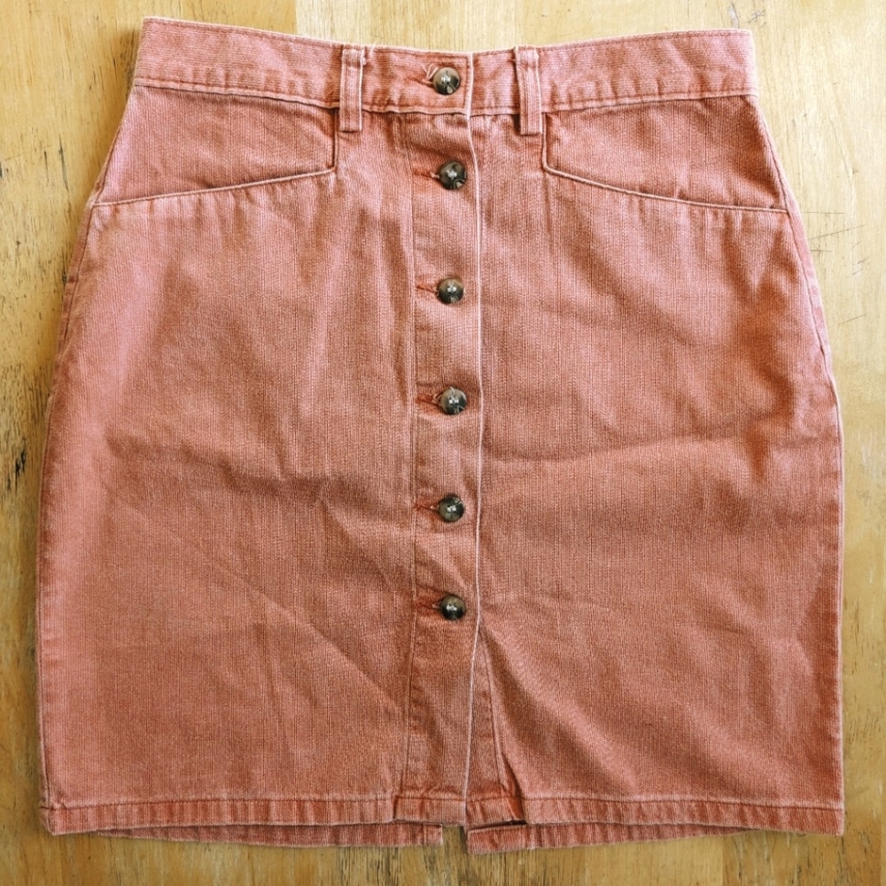 Vintage Aeropostale salmon-colored button-front skirt